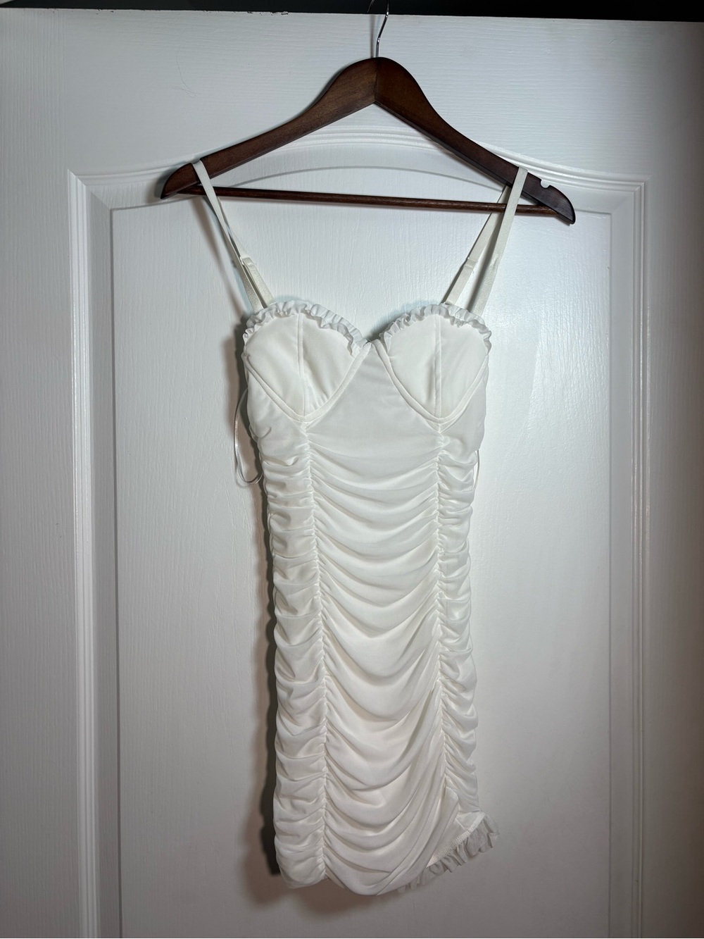 Urban Heritage White Ruched Mini Dress with Sweetheart Bust